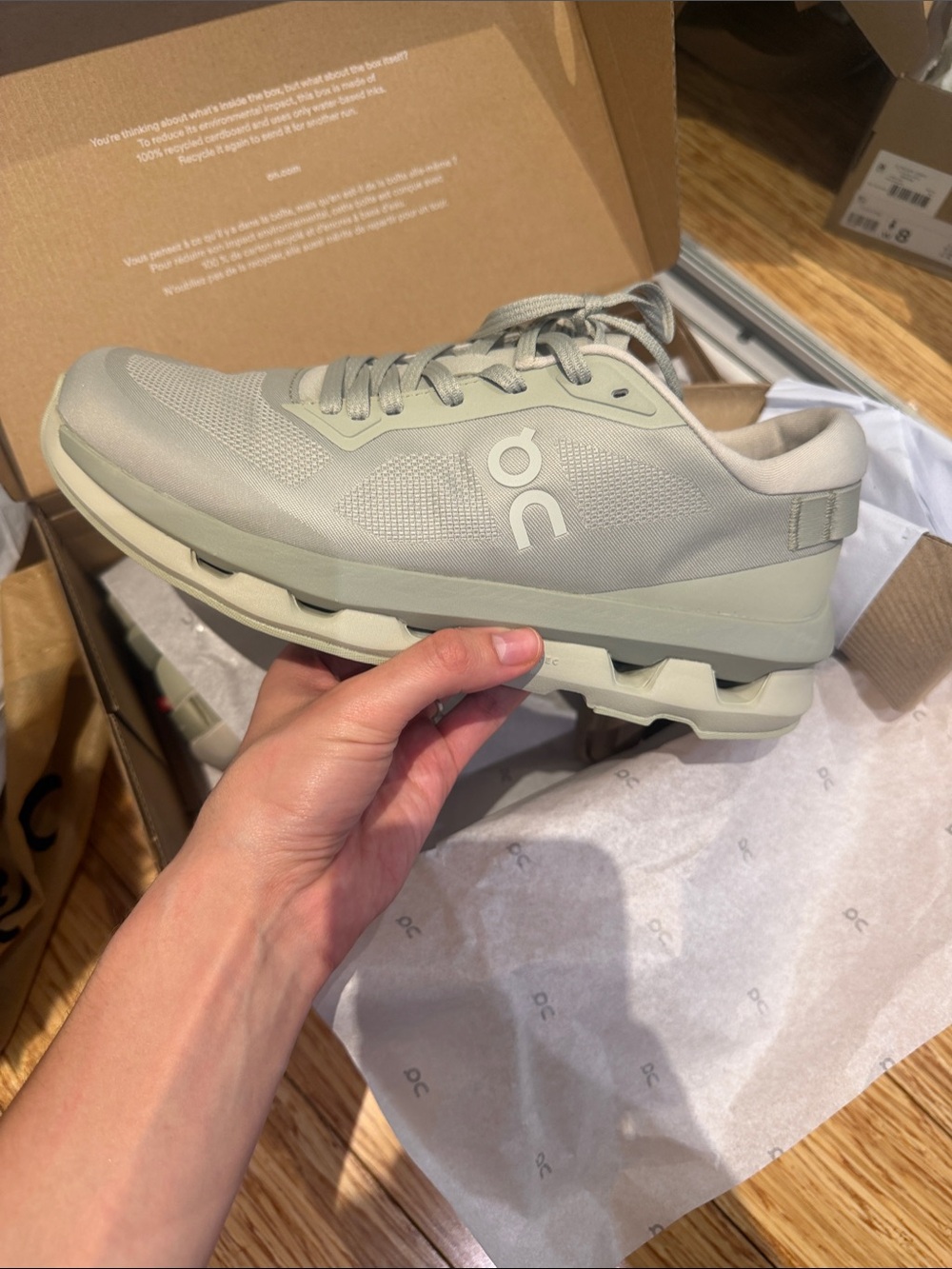 On Running Cloud women’s Sneaker in Sage Green